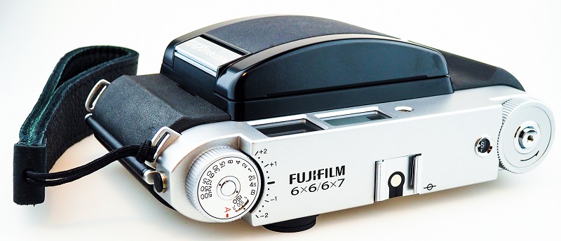 FUJI GF670 cerrada